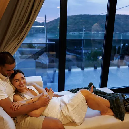 Willa Luxurious For Couples With Hot Tub View *