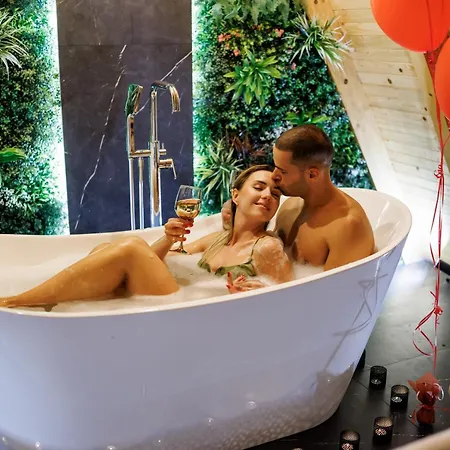 Willa Luxurious For Couples With Hot Tub View Aleksinac