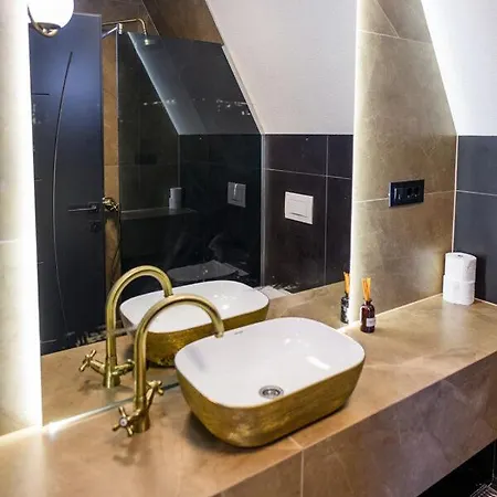 Luxurious For Couples With Hot Tub View Willa *